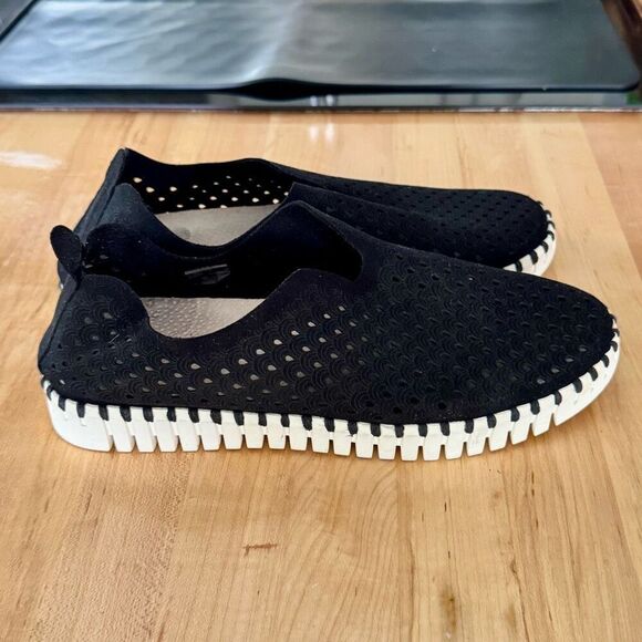 Isle Jacobsen Black Tulip Slip Ons. Size 40/US 9.5-10 - Picture 5 of 9